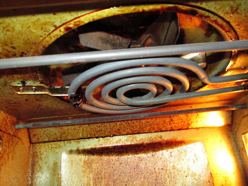 oven heater not working due to faulty circuit, fixed by Appliance Repair Victoria